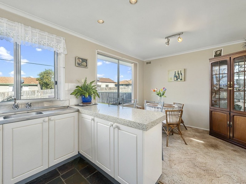 1 Duntroon Court, Rokeby TAS 7019