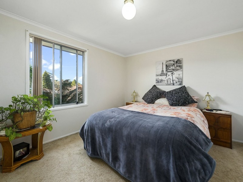 1 Duntroon Court, Rokeby TAS 7019