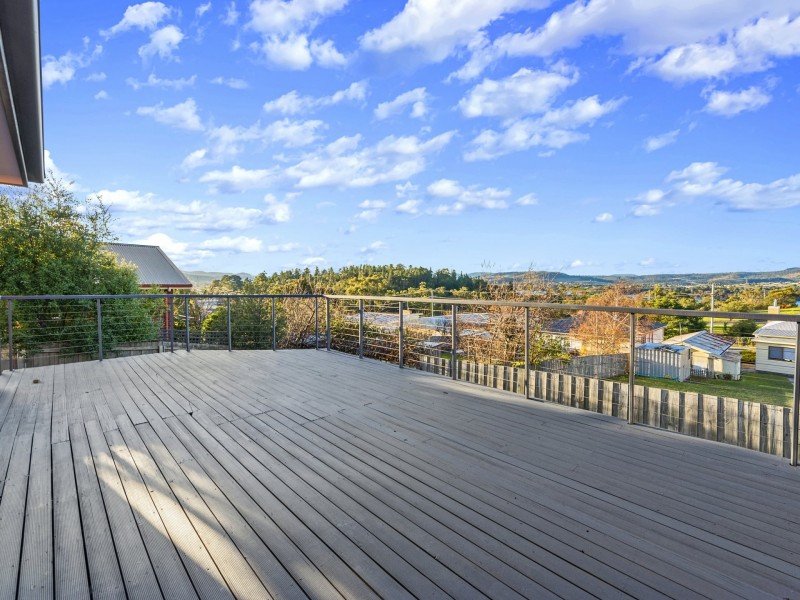 21 Elmac Crescent, Austins Ferry TAS 7011