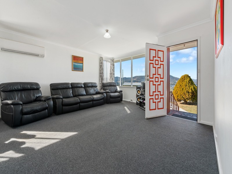 48 Centenary Crescent, Claremont TAS 7011