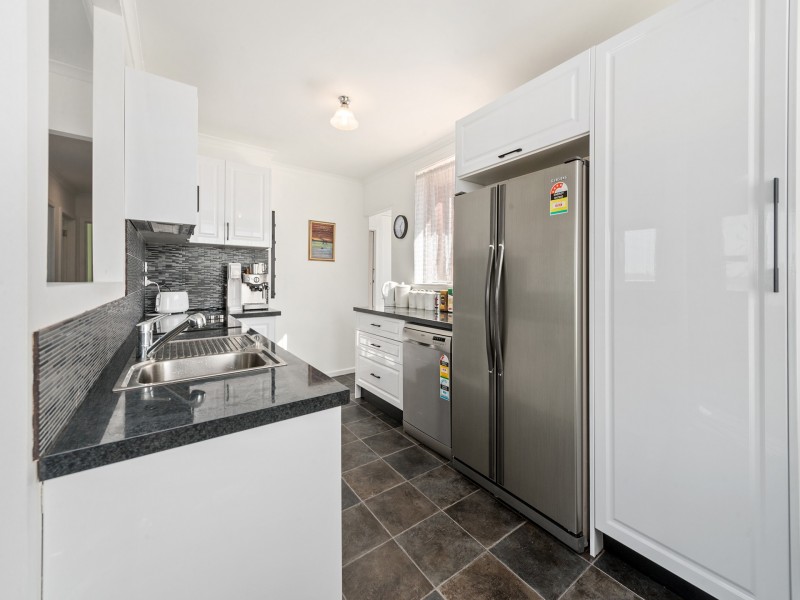 48 Centenary Crescent, Claremont TAS 7011