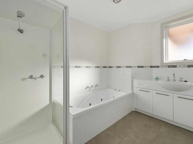 4 Govett Rise, Austins Ferry TAS 7011