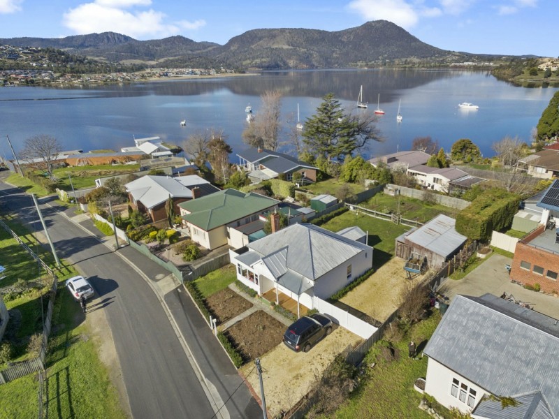 9a Austins Ferry Road, Austins Ferry TAS 7011