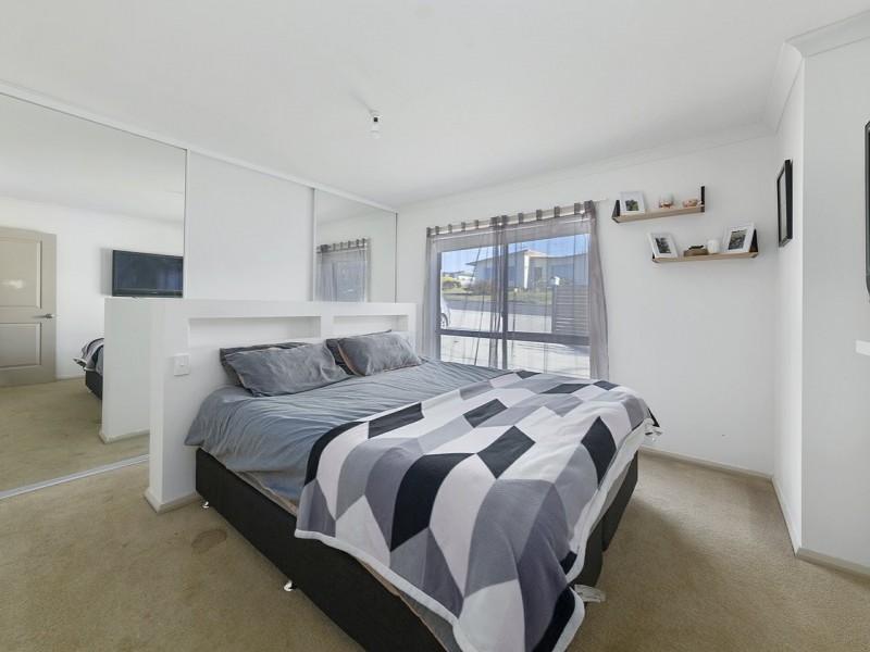 11 Second Avenue, Midway Point TAS 7171