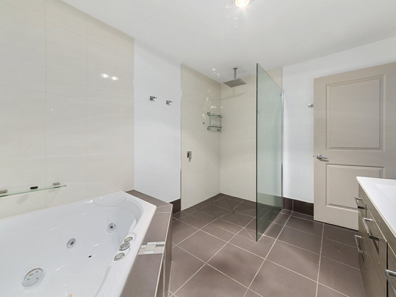 11 Second Avenue, Midway Point TAS 7171