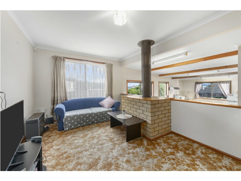 8 First Avenue, Midway Point TAS 7171