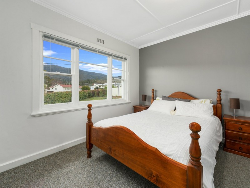 46 Hilton Road, Claremont TAS 7011