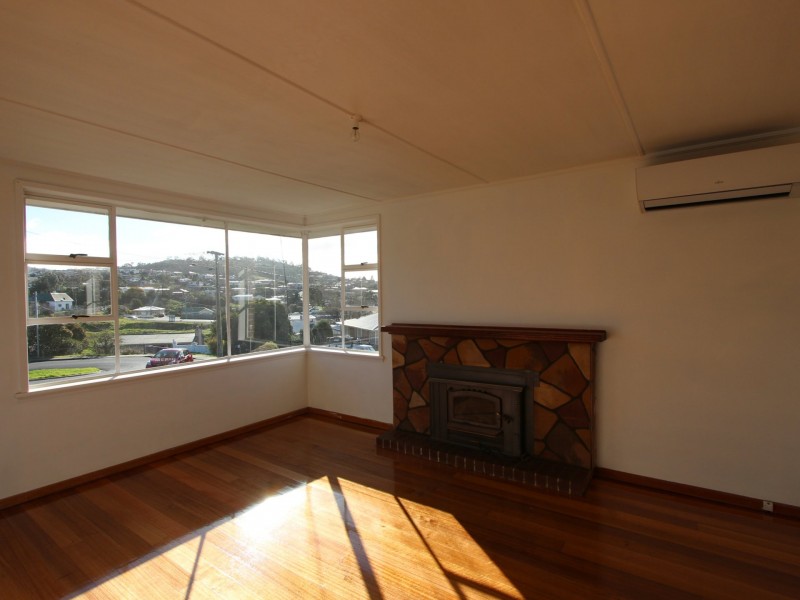 19 Delange Place, Claremont TAS 7011
