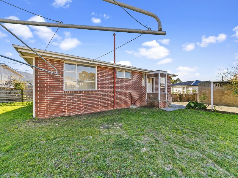 19 Delange Place, Claremont TAS 7011