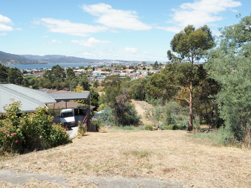 12 Forsythe Court, Claremont TAS 7011