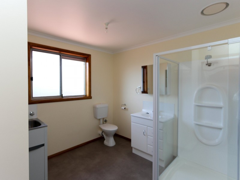 8/6 Katoomba Crescent, Rosetta TAS 7010