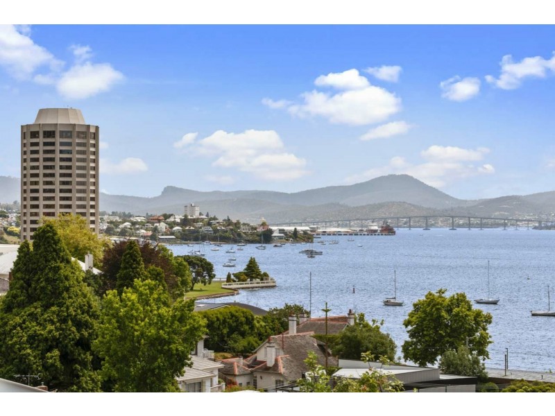 3 Quamby Avenue, Sandy Bay TAS 7005