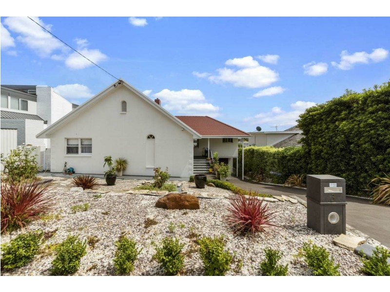 3 Quamby Avenue, Sandy Bay TAS 7005