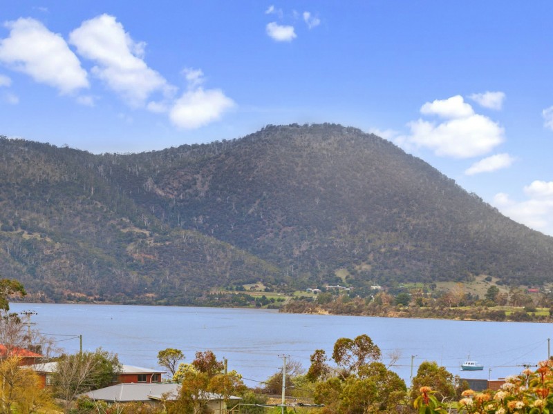 Unit 8/163 Main Road, Austins Ferry TAS 7011