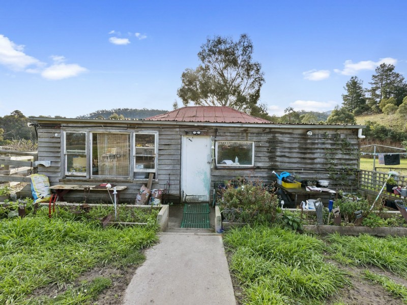 670 Back River Road, Magra TAS 7140