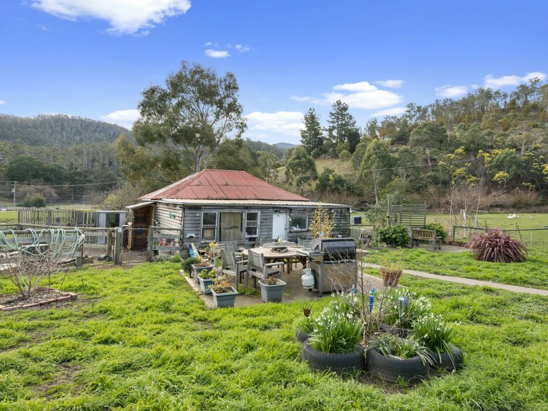 670 Back River Road, Magra TAS 7140