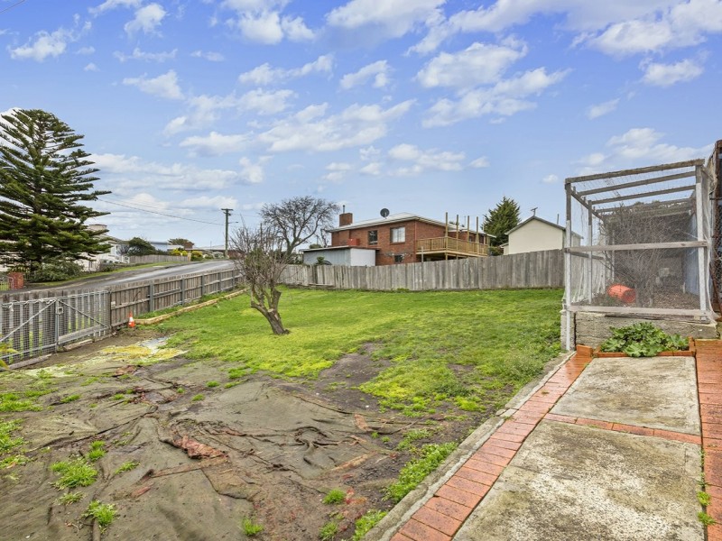 6 View Point Road, West Moonah TAS 7009