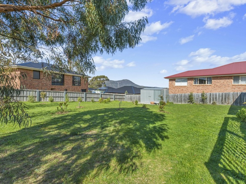 15 Eclipse Road, Austins Ferry TAS 7011