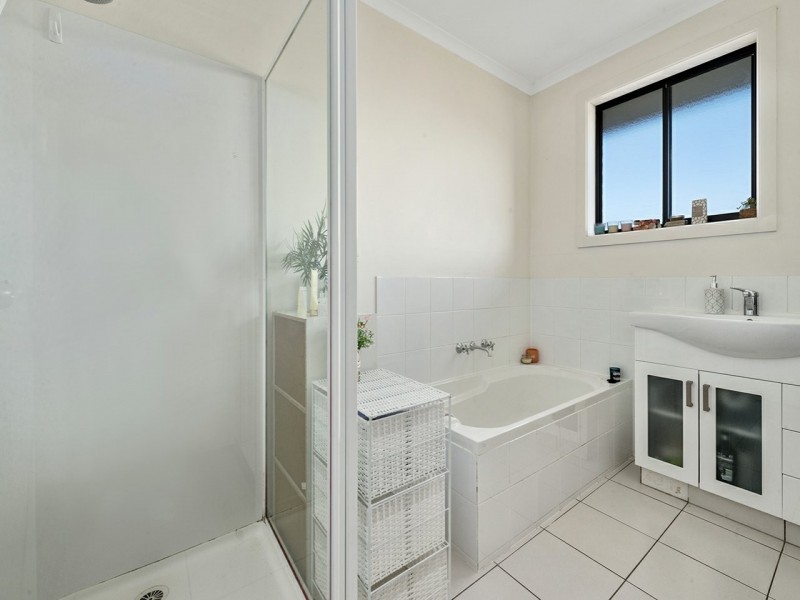 1 & 2/21 Lucas Place, Brighton TAS 7030
