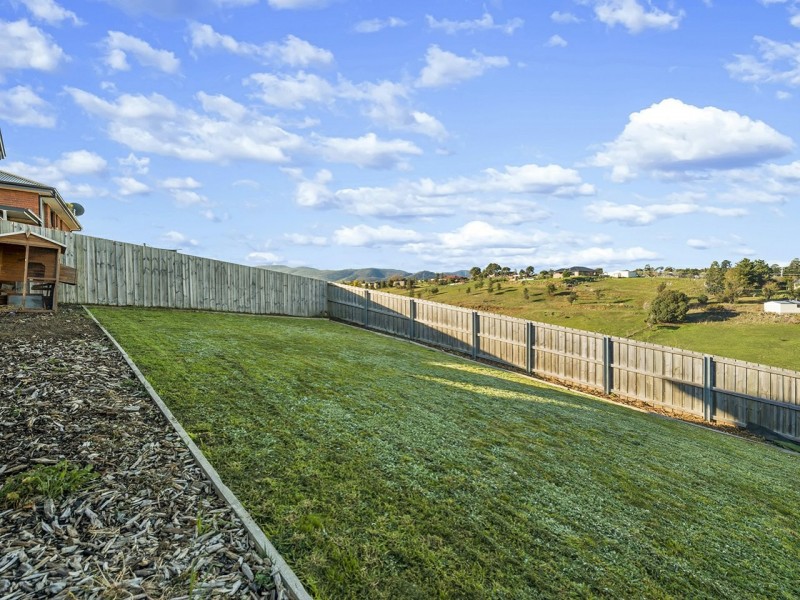 1 & 2/21 Lucas Place, Brighton TAS 7030