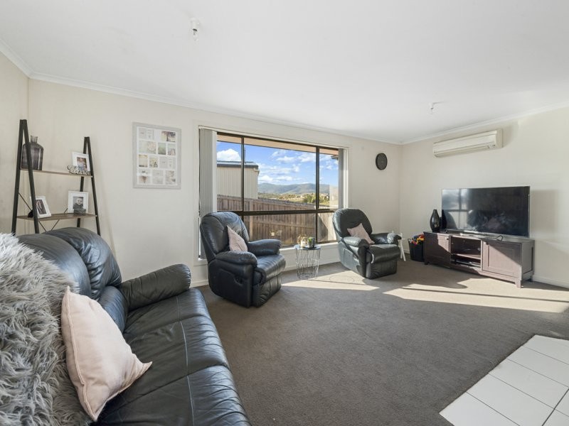 1 & 2/21 Lucas Place, Brighton TAS 7030