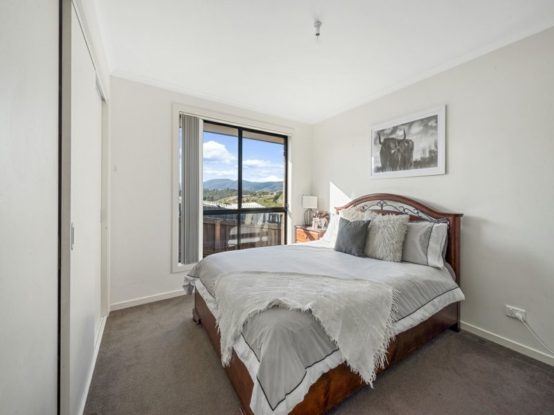 1 & 2/21 Lucas Place, Brighton TAS 7030