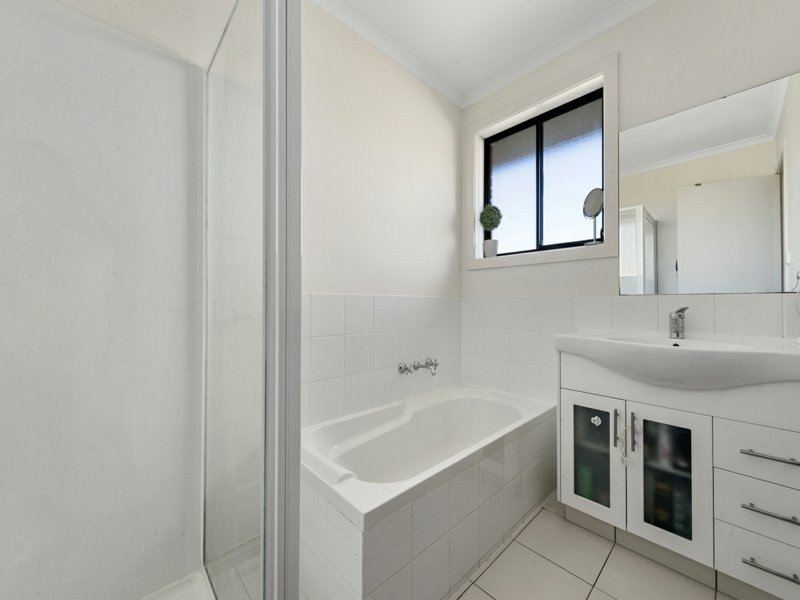 1 & 2/21 Lucas Place, Brighton TAS 7030