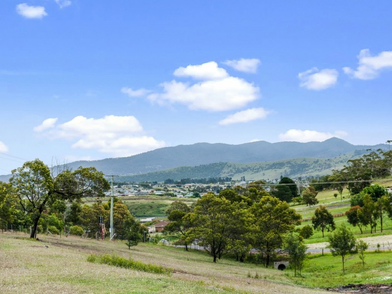 4 Redside Drive, Brighton TAS 7030