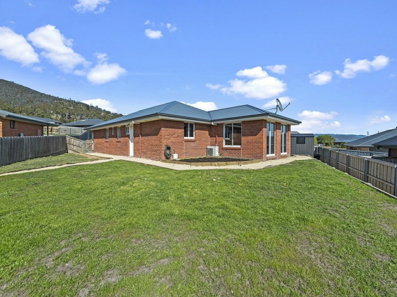 25 Sadri Court, New Norfolk TAS 7140