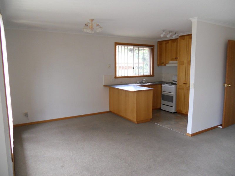 10/38 Amiens Avenue, Derwent Park TAS 7009