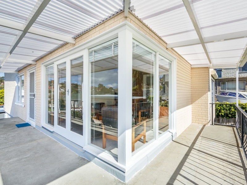 22 Corinda Grove, West Moonah TAS 7009