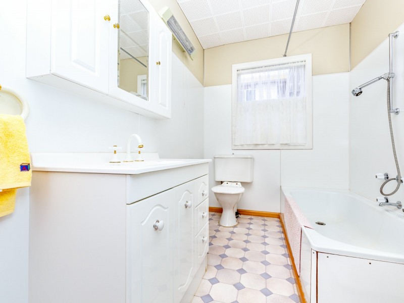 22 Corinda Grove, West Moonah TAS 7009