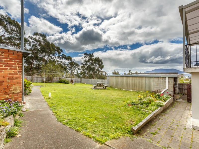22 Corinda Grove, West Moonah TAS 7009