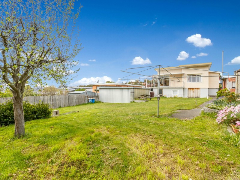 22 Corinda Grove, West Moonah TAS 7009