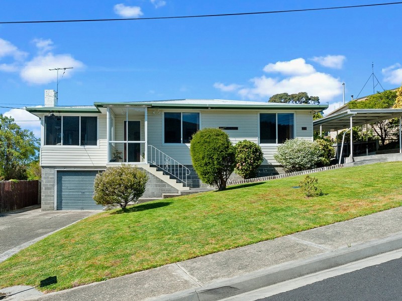24 Spring Street, Claremont TAS 7011