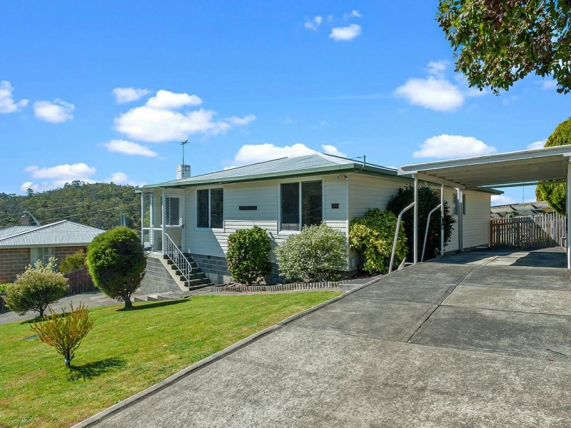 24 Spring Street, Claremont TAS 7011