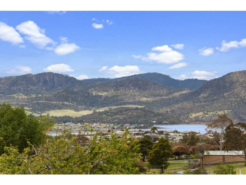 44 Spring Street, Claremont TAS 7011