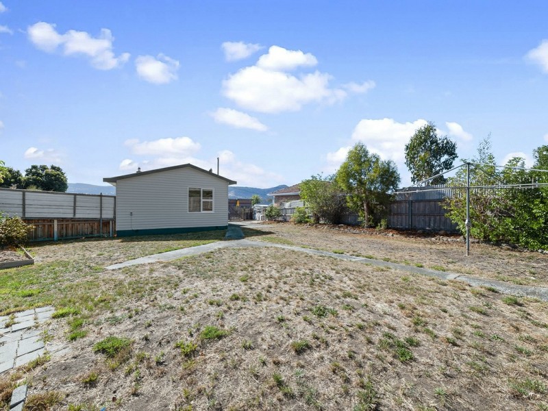 39 Leighland Road, Claremont TAS 7011
