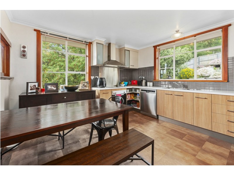 106 Doyle Avenue, Lenah Valley TAS 7008