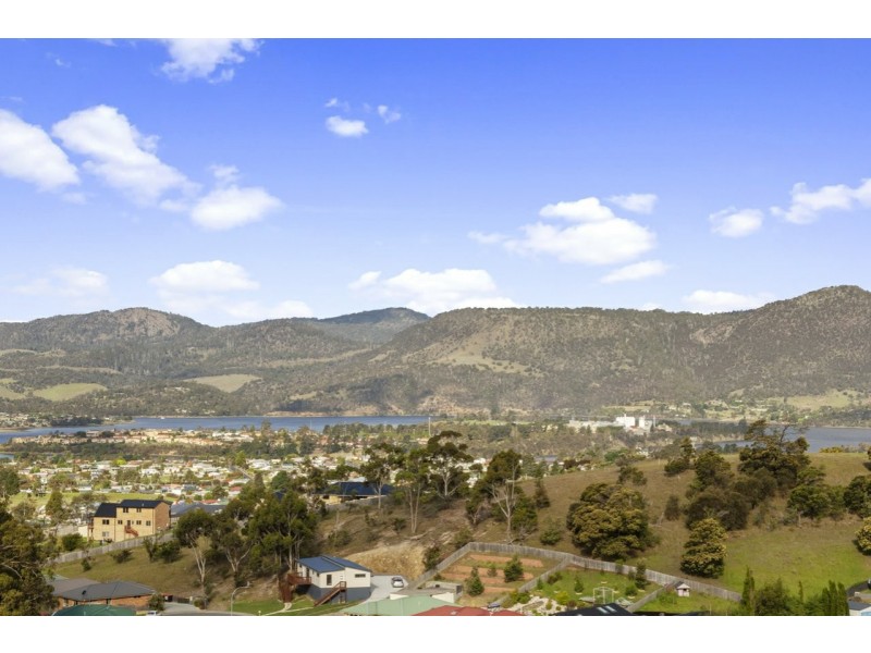 161 Branscombe Road, Claremont TAS 7011