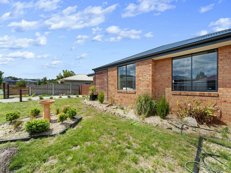 13 Barrob Street, Old Beach TAS 7017