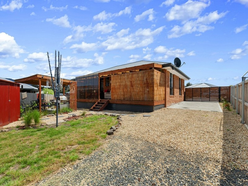 13 Barrob Street, Old Beach TAS 7017