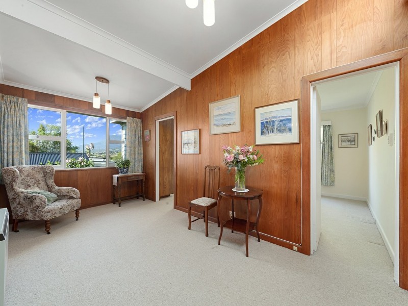 10 Amaroo Road, Austins Ferry TAS 7011