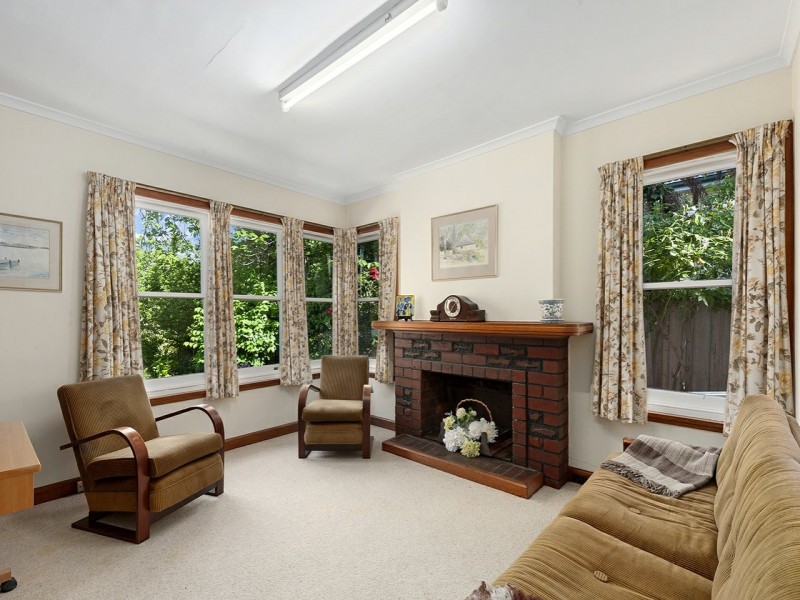 10 Amaroo Road, Austins Ferry TAS 7011