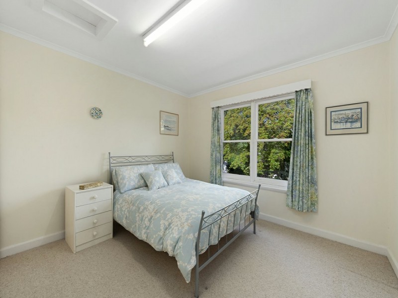 10 Amaroo Road, Austins Ferry TAS 7011