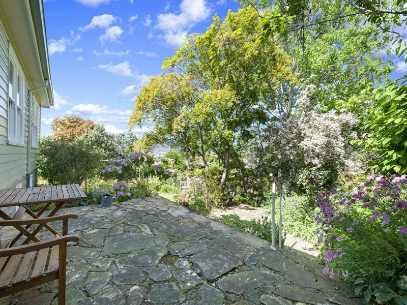 10 Amaroo Road, Austins Ferry TAS 7011