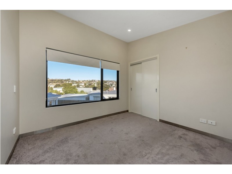 1/433 Brooker Highway, Derwent Park TAS 7009