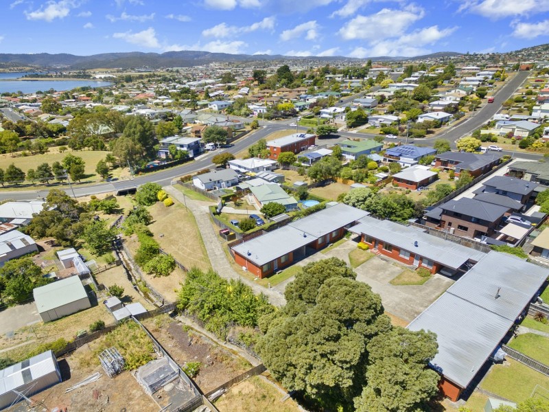 Unit 5/6 Katoomba Crescent, Montrose TAS 7010