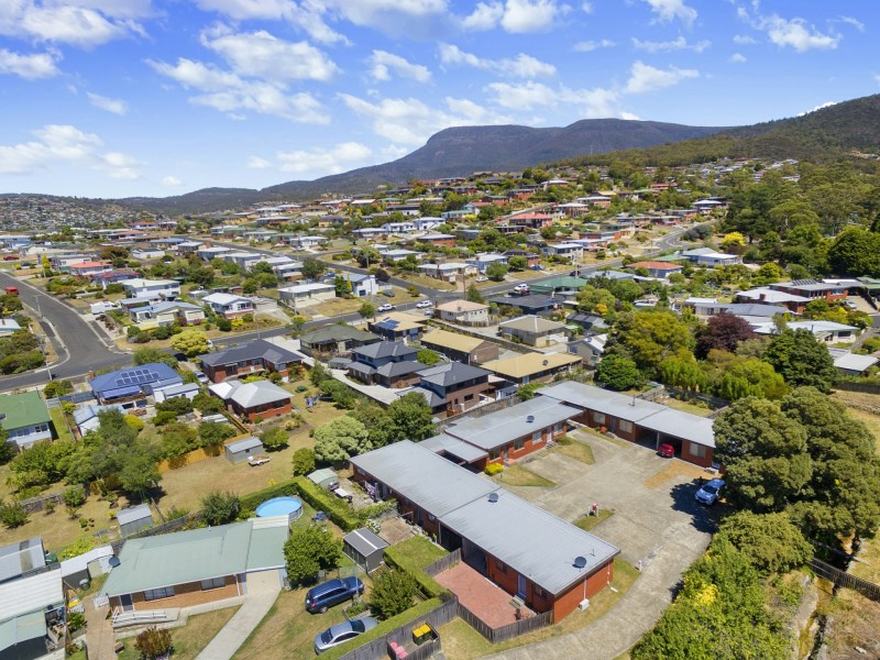 Unit 5/6 Katoomba Crescent, Montrose TAS 7010