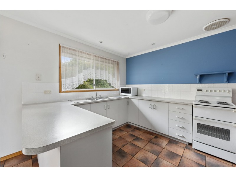 6 Lesdelle Street, Claremont TAS 7011